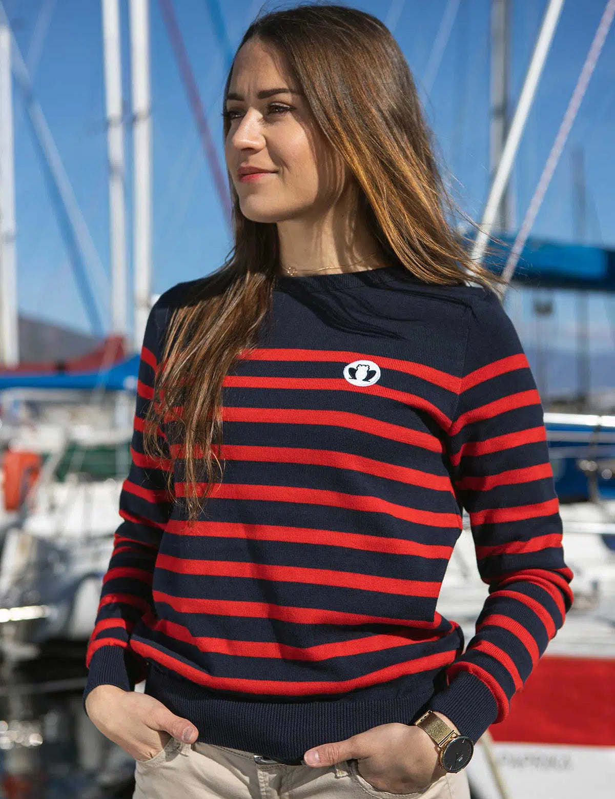 pull-made-in-france-la-mariniere-femme-bleu-rouge-1_jpg.webp