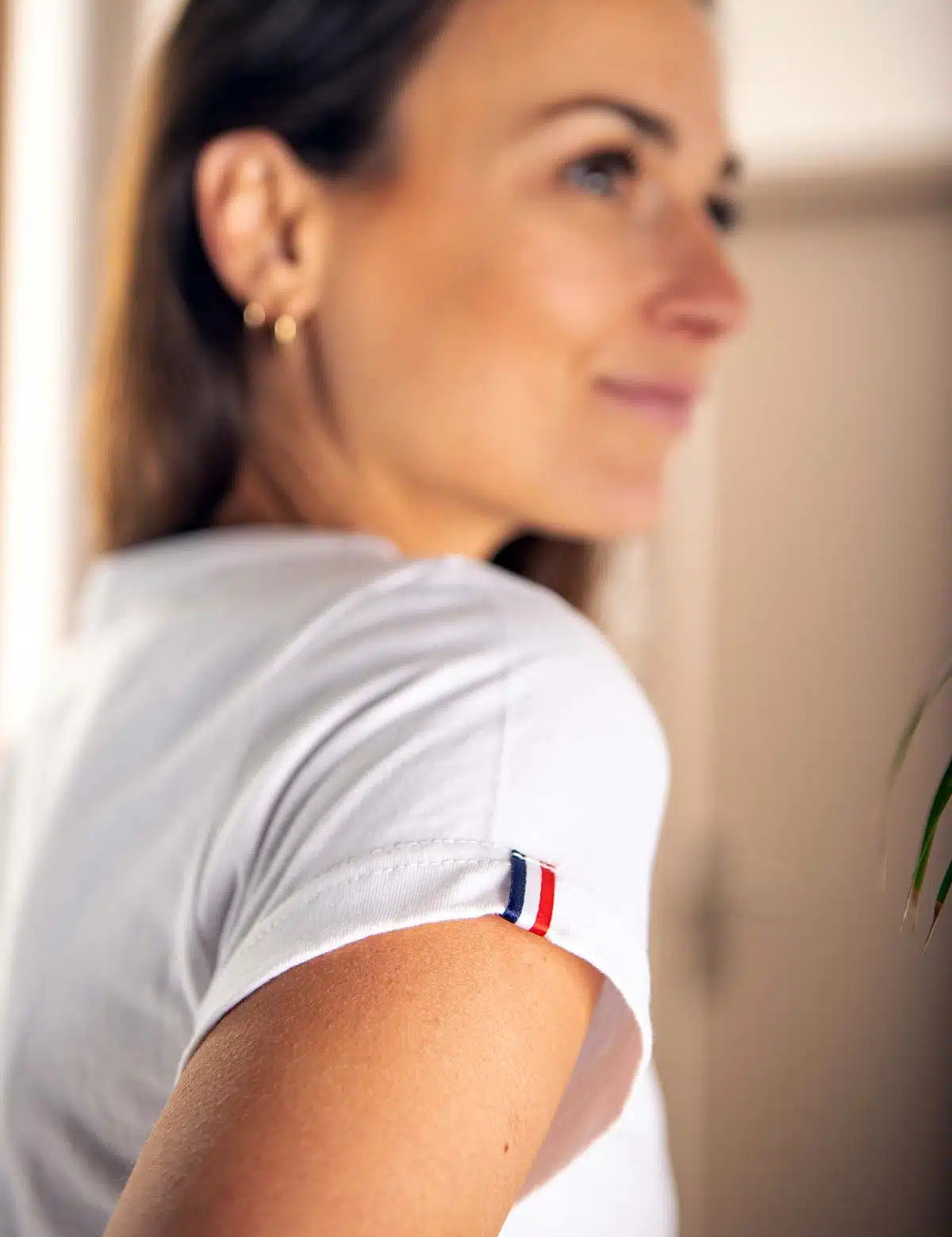 t-shirt-made-in-france-femme-l-authentique-blanc.jpg
