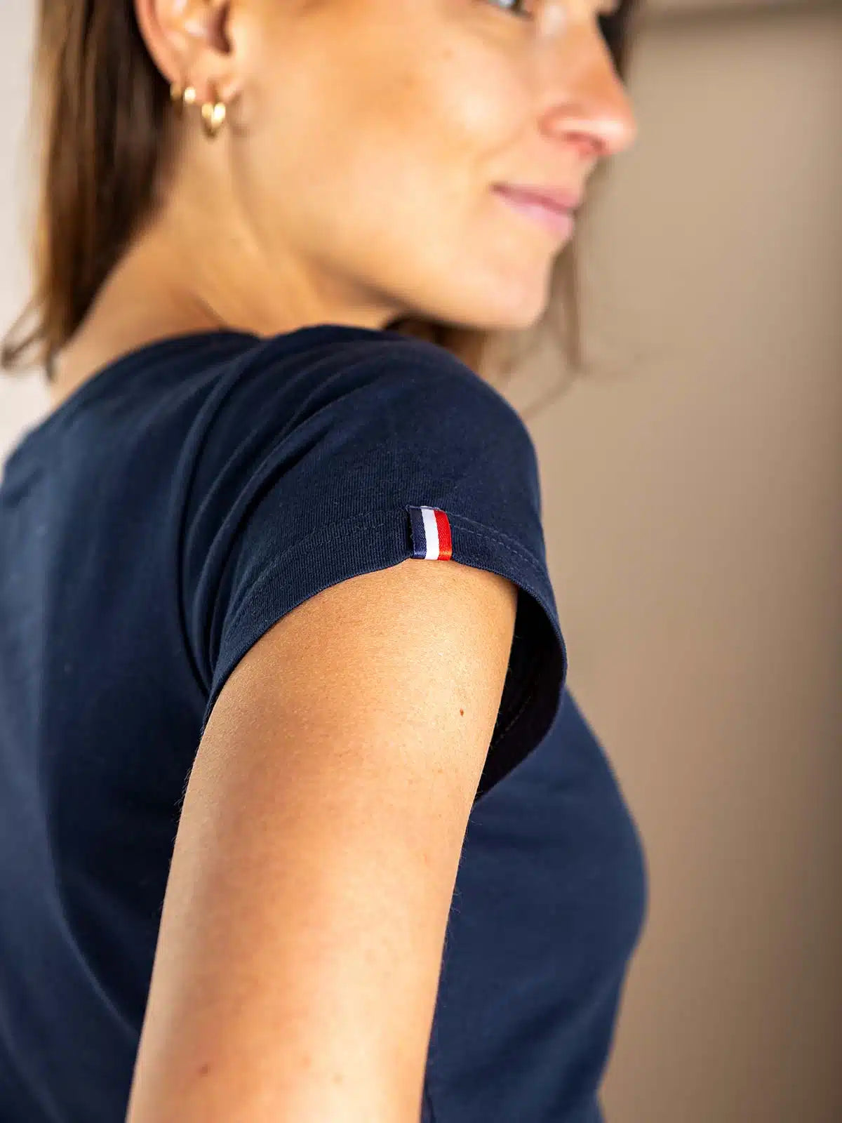 t-shirt-made-in-france-femme-l-authentique-bleu-marine.jpg